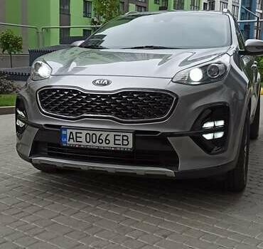 Кіа Sportage 2018 у Дніпро (Дніпропетровську) на Automoto.ua Сірий Кіа Sportage, об'ємом двигуна 2 л та пробігом 145 тис. км за 21500 $, фото 8 на Automoto.ua