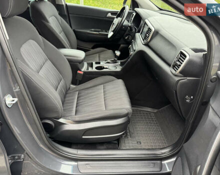Серый Киа Sportage, объемом двигателя 1.59 л и пробегом 132 тыс. км за 16400 $, фото 24 на Automoto.ua