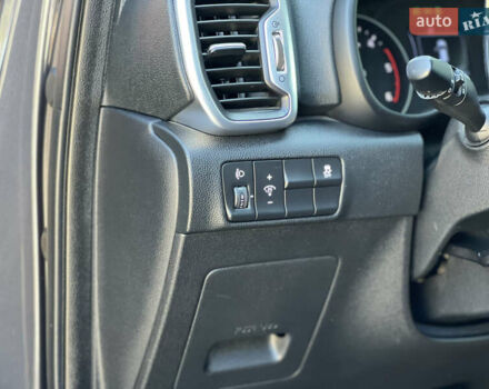 Серый Киа Sportage, объемом двигателя 1.69 л и пробегом 103 тыс. км за 17000 $, фото 36 на Automoto.ua