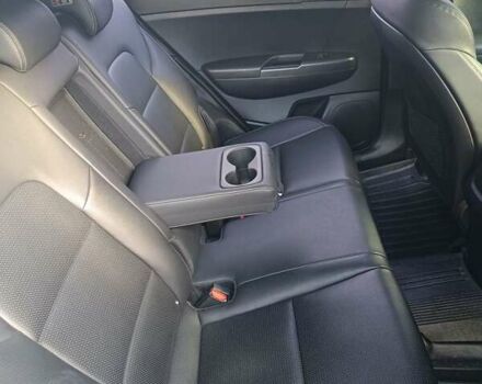 Серый Киа Sportage, объемом двигателя 1.6 л и пробегом 165 тыс. км за 18000 $, фото 11 на Automoto.ua