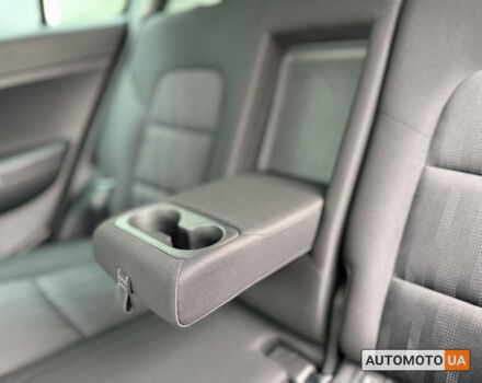 Серый Киа Sportage, объемом двигателя 1.6 л и пробегом 156 тыс. км за 17200 $, фото 29 на Automoto.ua