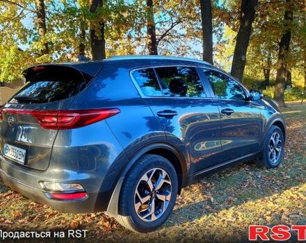 Киа Sportage 2018 в Сумах на Automoto.ua Серый Киа Sportage, объемом двигателя 1.6 л и пробегом 100 тыс. км за 16350 $, фото 3 на Automoto.ua
