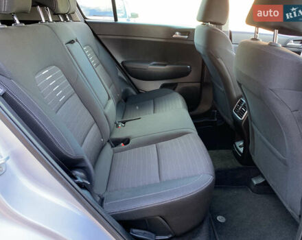 Сірий Кіа Sportage, об'ємом двигуна 2.4 л та пробігом 98 тис. км за 16455 $, фото 29 на Automoto.ua