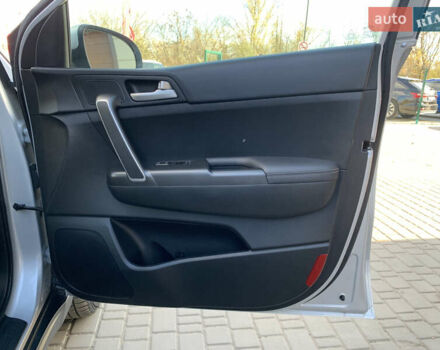 Сірий Кіа Sportage, об'ємом двигуна 2.4 л та пробігом 98 тис. км за 16455 $, фото 30 на Automoto.ua