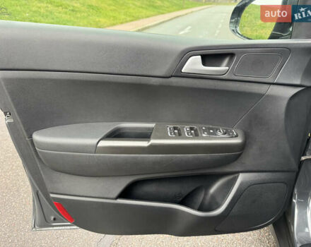 Серый Киа Sportage, объемом двигателя 1.59 л и пробегом 132 тыс. км за 16400 $, фото 14 на Automoto.ua