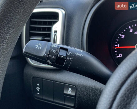 Сірий Кіа Sportage, об'ємом двигуна 2.4 л та пробігом 98 тис. км за 16455 $, фото 45 на Automoto.ua