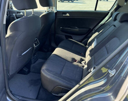 Серый Киа Sportage, объемом двигателя 1.6 л и пробегом 156 тыс. км за 18300 $, фото 8 на Automoto.ua
