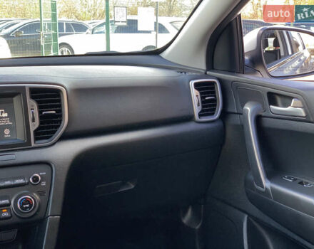 Сірий Кіа Sportage, об'ємом двигуна 2.4 л та пробігом 98 тис. км за 16455 $, фото 52 на Automoto.ua