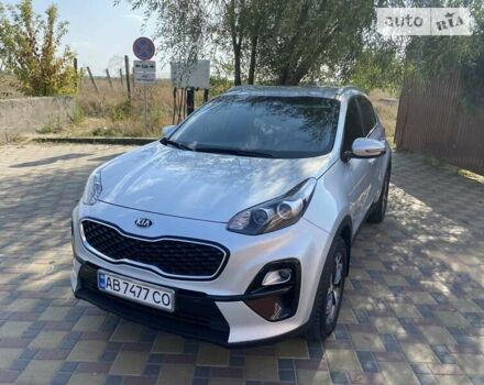 Сірий Кіа Sportage, об'ємом двигуна 1.59 л та пробігом 67 тис. км за 19299 $, фото 7 на Automoto.ua