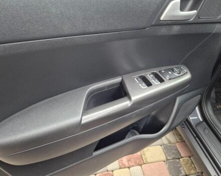 Серый Киа Sportage, объемом двигателя 1.7 л и пробегом 89 тыс. км за 17803 $, фото 6 на Automoto.ua