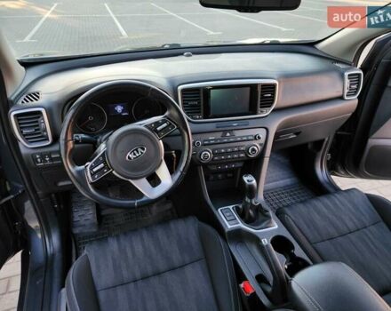 Серый Киа Sportage, объемом двигателя 1.6 л и пробегом 120 тыс. км за 18200 $, фото 16 на Automoto.ua