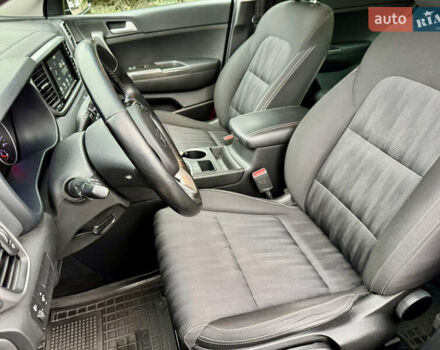 Серый Киа Sportage, объемом двигателя 1.59 л и пробегом 132 тыс. км за 16400 $, фото 17 на Automoto.ua