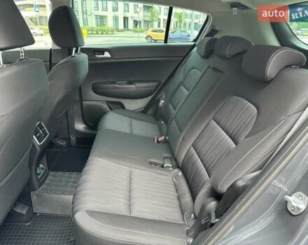 Киа Sportage 2019 в Киеве на Automoto.ua Серый Киа Sportage, объемом двигателя 1.59 л и пробегом 53 тыс. км за 16999 $, фото 35 на Automoto.ua
