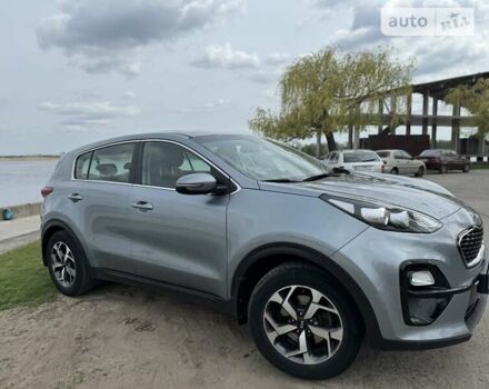 Сірий Кіа Sportage, об'ємом двигуна 1.59 л та пробігом 65 тис. км за 19200 $, фото 2 на Automoto.ua