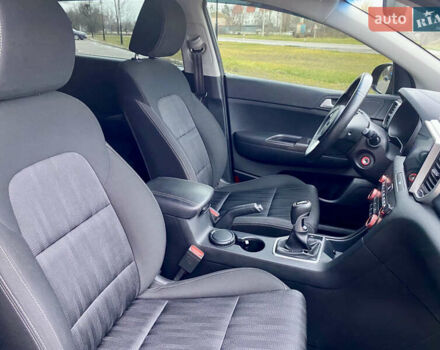 Сірий Кіа Sportage, об'ємом двигуна 1.59 л та пробігом 71 тис. км за 15999 $, фото 35 на Automoto.ua