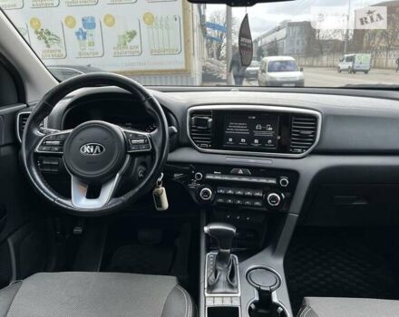 Сірий Кіа Sportage, об'ємом двигуна 2 л та пробігом 155 тис. км за 23550 $, фото 17 на Automoto.ua