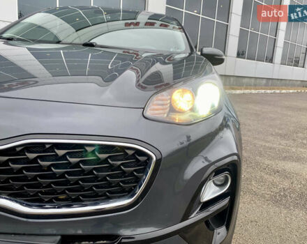 Сірий Кіа Sportage, об'ємом двигуна 1.59 л та пробігом 71 тис. км за 15999 $, фото 12 на Automoto.ua