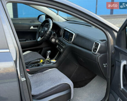 Серый Киа Sportage, объемом двигателя 1.59 л и пробегом 44 тыс. км за 18900 $, фото 17 на Automoto.ua