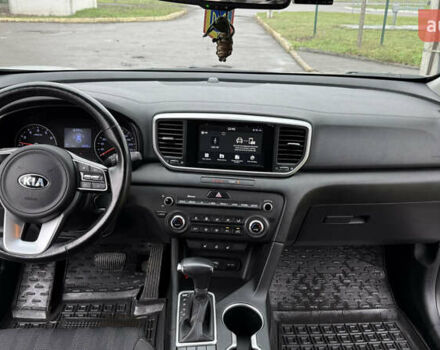 Сірий Кіа Sportage, об'ємом двигуна 1.59 л та пробігом 58 тис. км за 18000 $, фото 5 на Automoto.ua