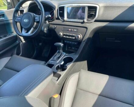 Серый Киа Sportage, объемом двигателя 2 л и пробегом 130 тыс. км за 15000 $, фото 7 на Automoto.ua