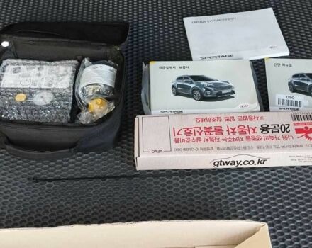 Сірий Кіа Sportage, об'ємом двигуна 1.6 л та пробігом 74 тис. км за 19000 $, фото 11 на Automoto.ua
