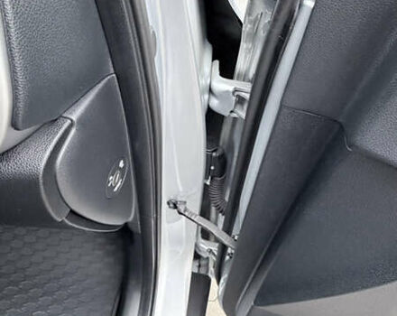 Серый Киа Sportage, объемом двигателя 1.6 л и пробегом 90 тыс. км за 21500 $, фото 29 на Automoto.ua