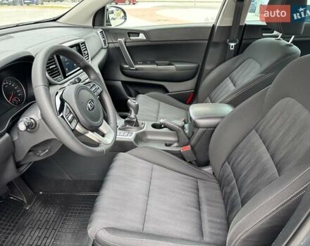 Киа Sportage 2019 в Киеве на Automoto.ua Серый Киа Sportage, объемом двигателя 1.59 л и пробегом 53 тыс. км за 16999 $, фото 12 на Automoto.ua