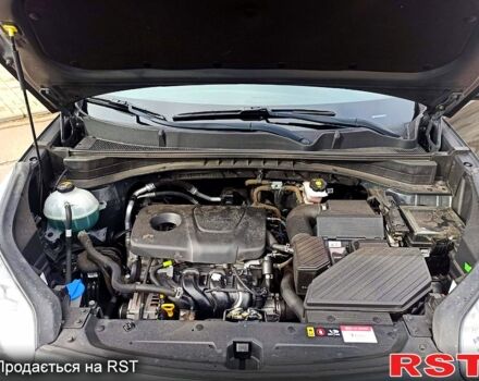 Сірий Кіа Sportage, об'ємом двигуна 1.6 л та пробігом 135 тис. км за 19500 $, фото 11 на Automoto.ua