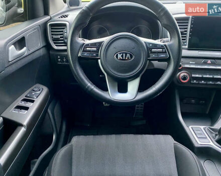 Сірий Кіа Sportage, об'ємом двигуна 1.59 л та пробігом 71 тис. км за 15999 $, фото 38 на Automoto.ua