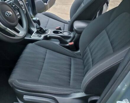 Сірий Кіа Sportage, об'ємом двигуна 1.59 л та пробігом 68 тис. км за 16900 $, фото 13 на Automoto.ua