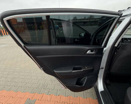 Серый Киа Sportage, объемом двигателя 1.6 л и пробегом 90 тыс. км за 21500 $, фото 61 на Automoto.ua