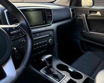 Серый Киа Sportage, объемом двигателя 1.59 л и пробегом 48 тыс. км за 18000 $, фото 7 на Automoto.ua