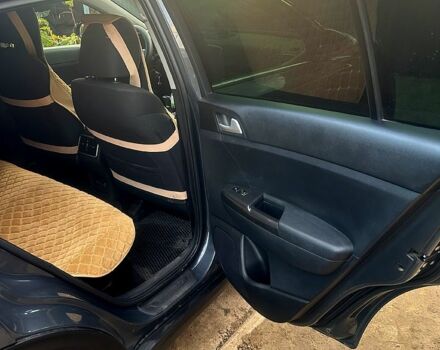 Сірий Кіа Sportage, об'ємом двигуна 1.6 л та пробігом 126 тис. км за 20500 $, фото 8 на Automoto.ua