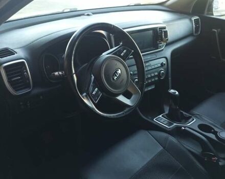 Серый Киа Sportage, объемом двигателя 1.6 л и пробегом 130 тыс. км за 18500 $, фото 2 на Automoto.ua