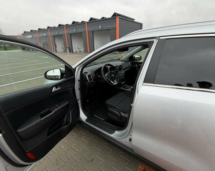 Серый Киа Sportage, объемом двигателя 1.6 л и пробегом 90 тыс. км за 21500 $, фото 46 на Automoto.ua