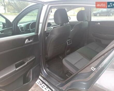 Серый Киа Sportage, объемом двигателя 1.59 л и пробегом 135 тыс. км за 19500 $, фото 7 на Automoto.ua