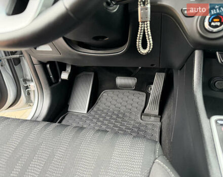 Серый Киа Sportage, объемом двигателя 1.6 л и пробегом 90 тыс. км за 21500 $, фото 57 на Automoto.ua