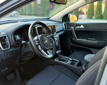 Сірий Кіа Sportage, об'ємом двигуна 1.59 л та пробігом 28 тис. км за 18100 $, фото 27 на Automoto.ua