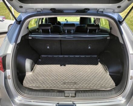 Серый Киа Sportage, объемом двигателя 1.6 л и пробегом 75 тыс. км за 19500 $, фото 22 на Automoto.ua