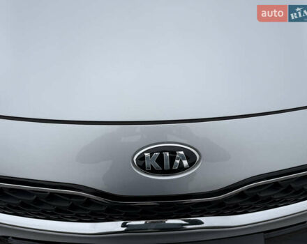 Серый Киа Sportage, объемом двигателя 1.6 л и пробегом 90 тыс. км за 21500 $, фото 12 на Automoto.ua
