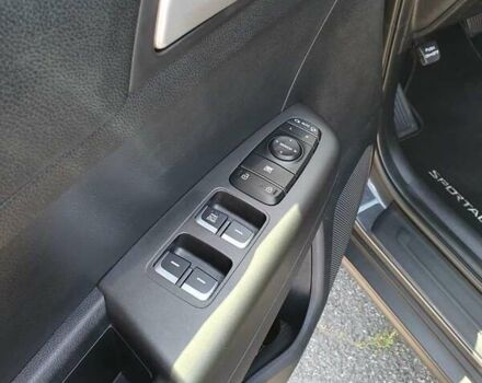 Серый Киа Sportage, объемом двигателя 1.59 л и пробегом 67 тыс. км за 18000 $, фото 7 на Automoto.ua