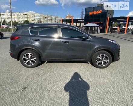 Сірий Кіа Sportage, об'ємом двигуна 1.59 л та пробігом 55 тис. км за 18000 $, фото 2 на Automoto.ua