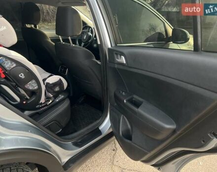 Серый Киа Sportage, объемом двигателя 1.59 л и пробегом 142 тыс. км за 19800 $, фото 14 на Automoto.ua