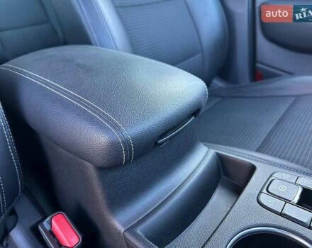 Серый Киа Sportage, объемом двигателя 2 л и пробегом 83 тыс. км за 26200 $, фото 66 на Automoto.ua