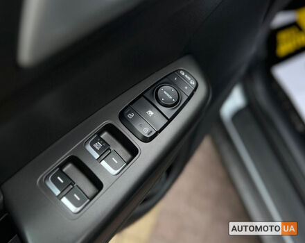 Сірий Кіа Sportage, об'ємом двигуна 1.6 л та пробігом 74 тис. км за 19200 $, фото 15 на Automoto.ua