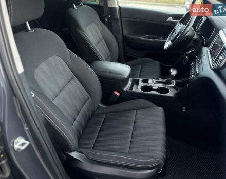 Серый Киа Sportage, объемом двигателя 1.59 л и пробегом 49 тыс. км за 18800 $, фото 30 на Automoto.ua