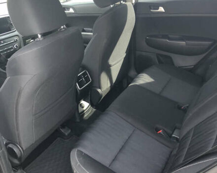 Сірий Кіа Sportage, об'ємом двигуна 1.59 л та пробігом 105 тис. км за 16700 $, фото 10 на Automoto.ua