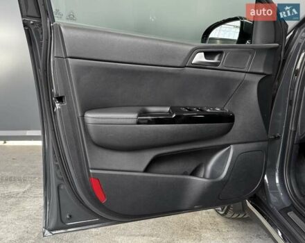 Сірий Кіа Sportage, об'ємом двигуна 2 л та пробігом 77 тис. км за 26500 $, фото 37 на Automoto.ua