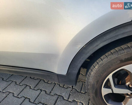 Сірий Кіа Sportage, об'ємом двигуна 1.59 л та пробігом 94 тис. км за 15500 $, фото 5 на Automoto.ua