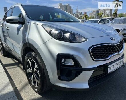 Сірий Кіа Sportage, об'ємом двигуна 1.59 л та пробігом 54 тис. км за 19087 $, фото 8 на Automoto.ua